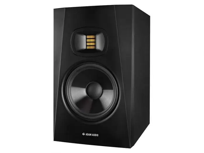 adam t7v