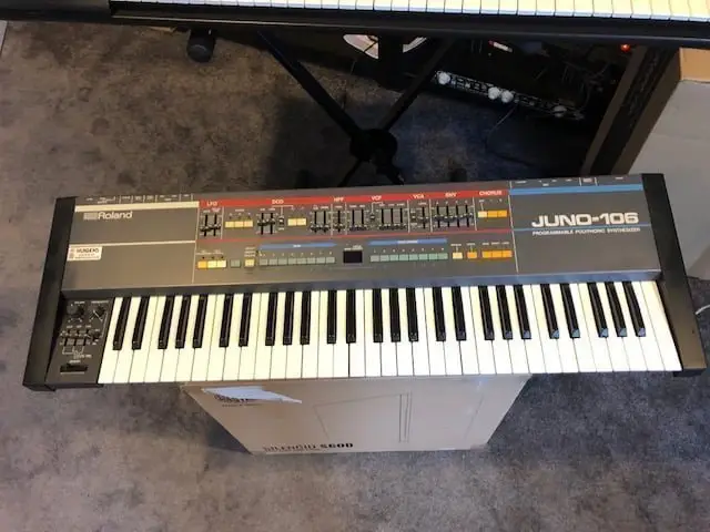 Roland Juno 106. used