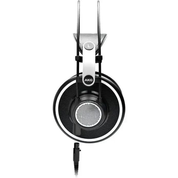 AKG K702