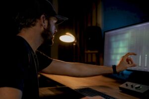 Audio Engineer Configures Windows Buffer