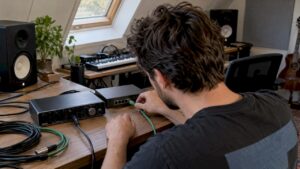 Connecting a Dante network in your home studio